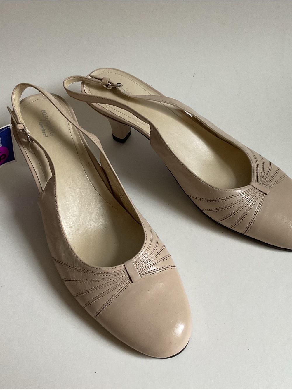 VTG Easy Spirit Women 8.5 Beige Slingback Pump  Almond Toe Kitten Heels Classic